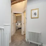 The Old Vet's House